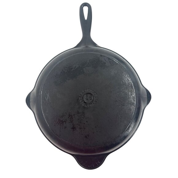 Le Creuset Enameled 26cm Cast Iron Double Spout Fry Pan Skillet Made In France - Picture 3 of 7